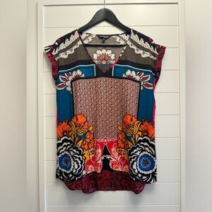 Express Top Women’s Size Medium